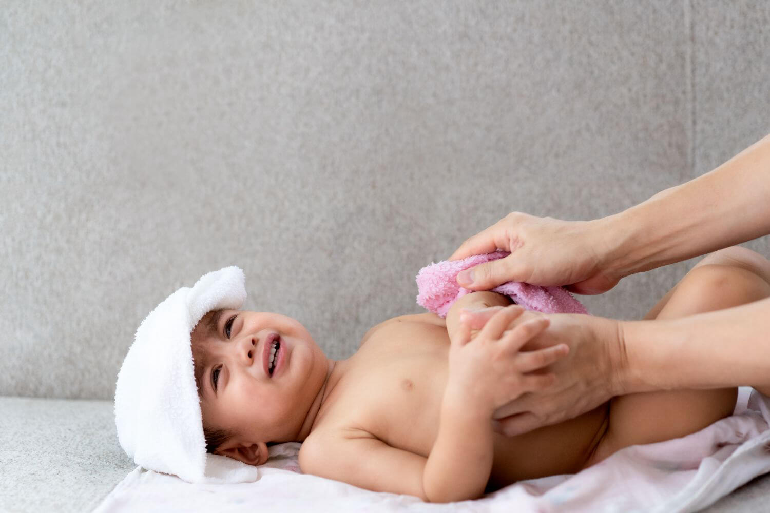 Những biến chứng nguy hiểm khi trẻ bị sốt cao co giật, cách xử trí và phòng ngừa | UPSA Vietnam